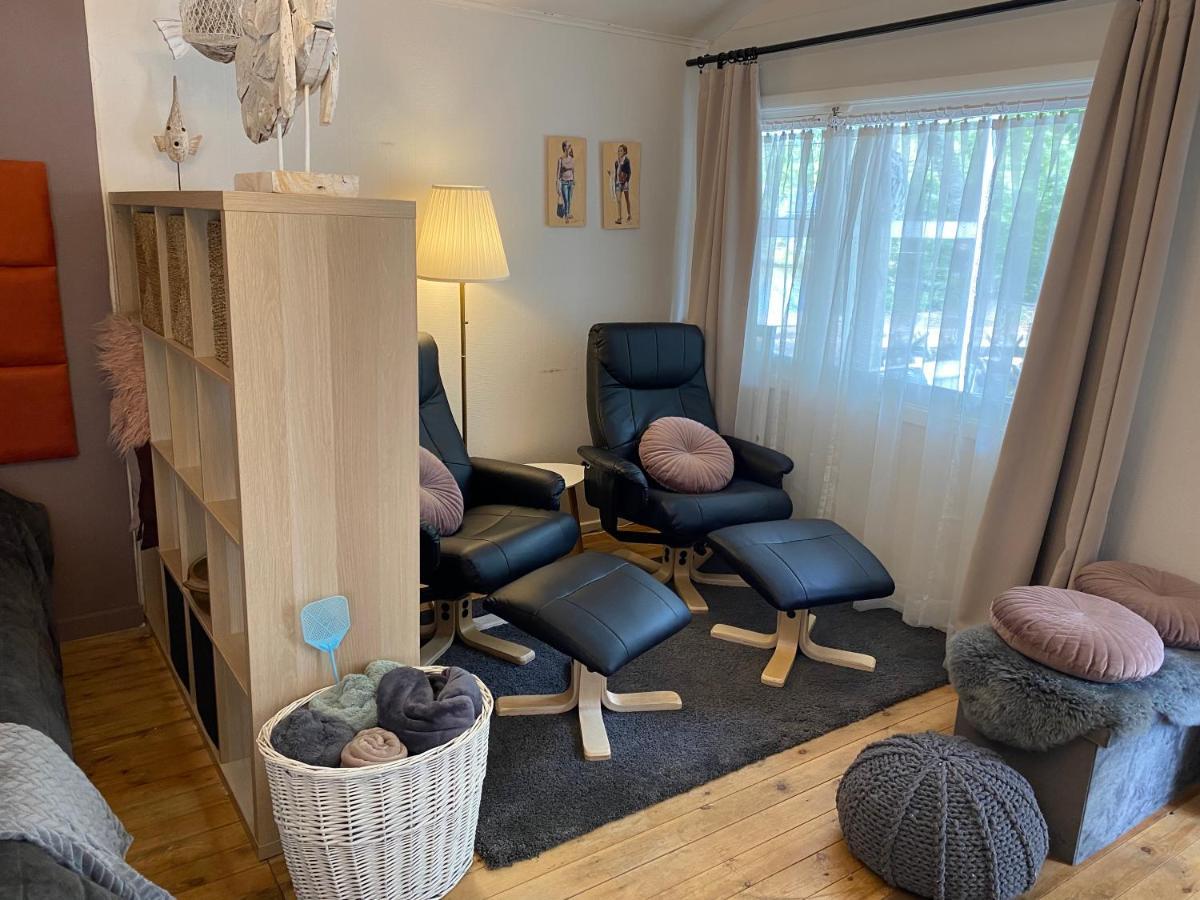 Vakantiehuisje De Waterhoek Geel Esterno foto